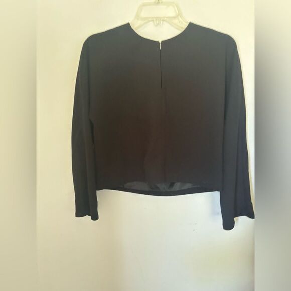 J.Crew 365 black long sleeve back zip long sleeve top with slit detail size 2 - Picture 6 of 10